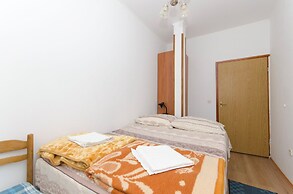Apartments and Rooms Nike