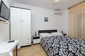 Apartments and Room Janja