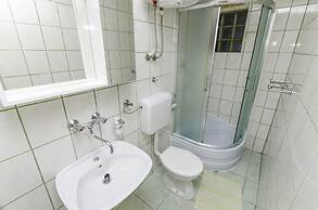 Apartments and Room Janja