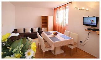 Apartments and Room Janja