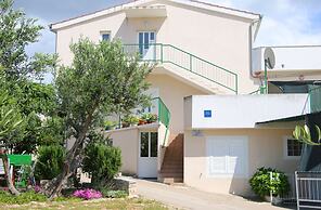 Apartments and Room Janja