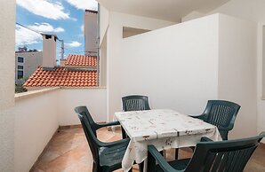 Apartments and Rooms Denis