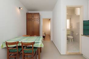 Apartments and Rooms Denis