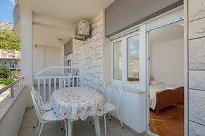 Apartments and Rooms Denis
