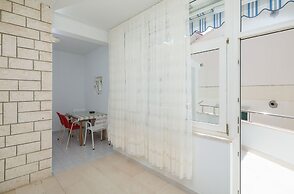 Apartments and Rooms Denis