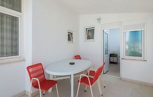 Apartments and Rooms Denis