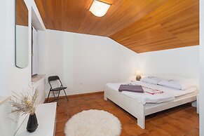 Apartment Marina