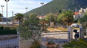 Apartment Damir