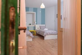 House Polus