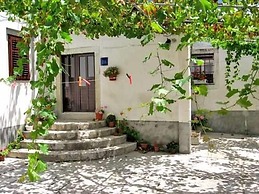 House Antun