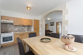 Apartments Crystal