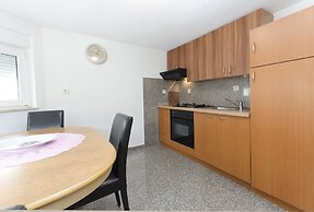 Apartments Crystal