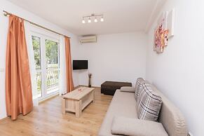 Apartment Petea