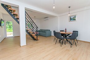 Apartment Petea