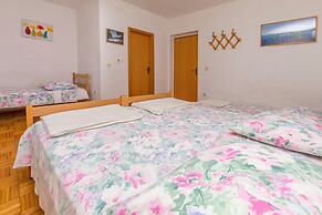 Apartments Jerkunica