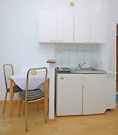 Apartments and Rooms Barbara