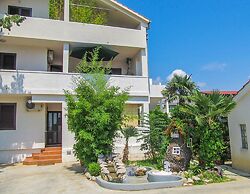 Apartment Jolanka