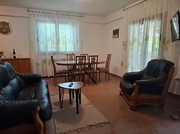 Apartment Jolanka