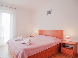 Apartments Dirk