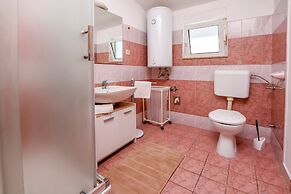Apartments Zvonko