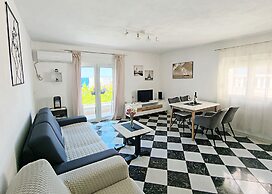 Apartments Zvonko