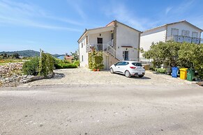Apartments Zvonko