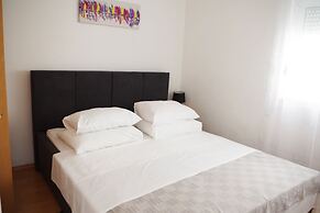 Apartments Zvonko