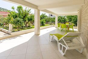 Apartment Bakovic