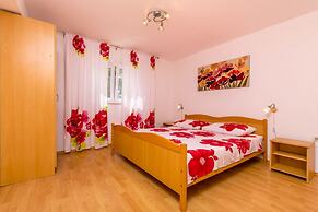 Apartment Bakovic