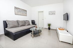 Apartments Maja
