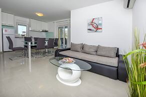 Apartments Maja