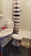 Apartments and Room Caric