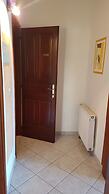 Apartments and Room Caric