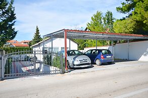 House Ivana Tribunj