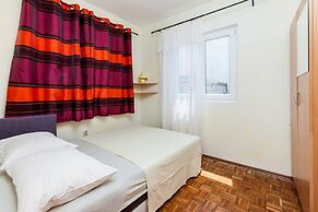 House Ivana Tribunj