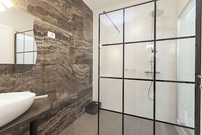 House Arija