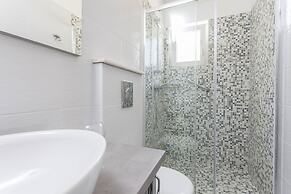 House Arija