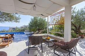 House Arija
