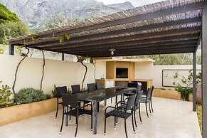 House Arija