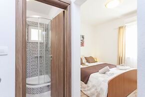 House Arija