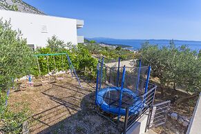 House Arija