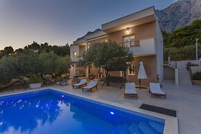 House Arija
