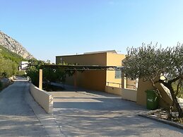 House Arija