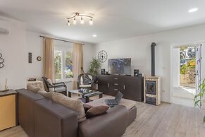 House Arija
