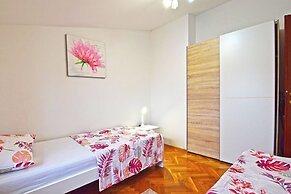 Apartments Edo