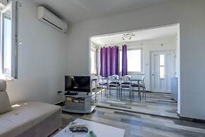 House Sahara