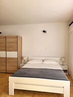 Apartments Gorana