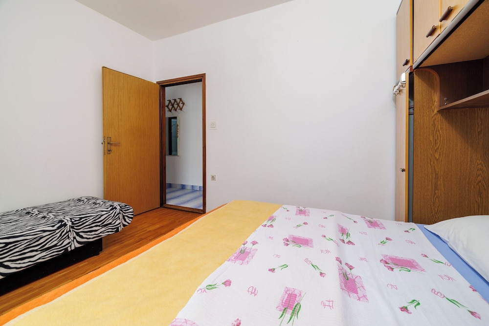 Apartments Zvonimir