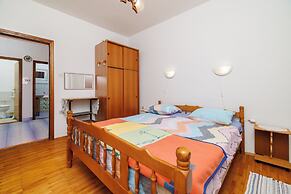 Apartments Zvonimir