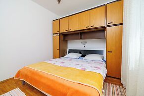Apartments Zvonimir